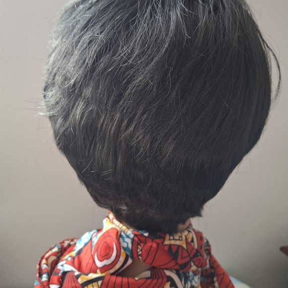 Elegant Black Women's Wig - Picture 5 of 9